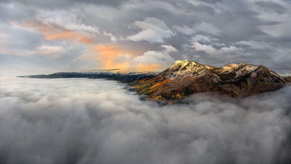 Above The Cloud — Framed canvas